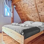 3 Bedroom Stunning In Nowe Warpno