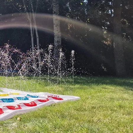 בית נופש 3 Bedroom Awesome In נובה וארפנו