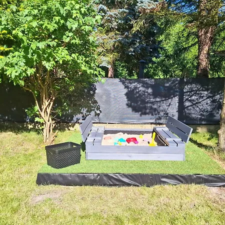 3 Bedroom Awesome In *