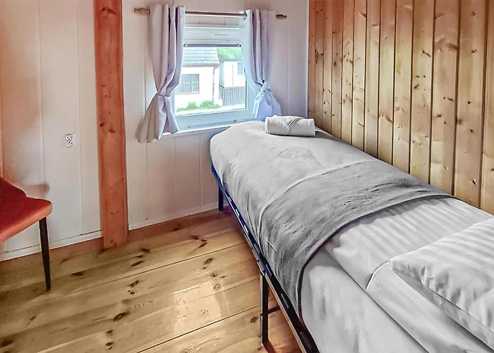 3 Bedroom Awesome In בית נופש נובה וארפנו